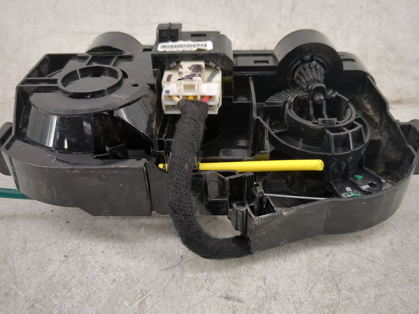 2024 Nissan Versa Climate Control Module Temperature AC/Heater Replacement P/N:19012024 Fits OEM Used Auto Parts - Oemusedau