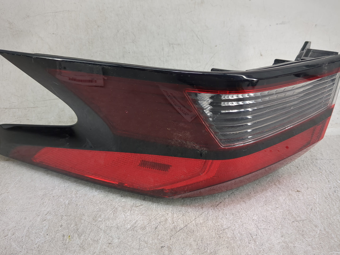 2020-2022 Nissan Versa Tail Light Assembly Passenger Right OEM Fits Fits 2020 2021 2022 OEM Used Auto Parts - Oemusedautopar