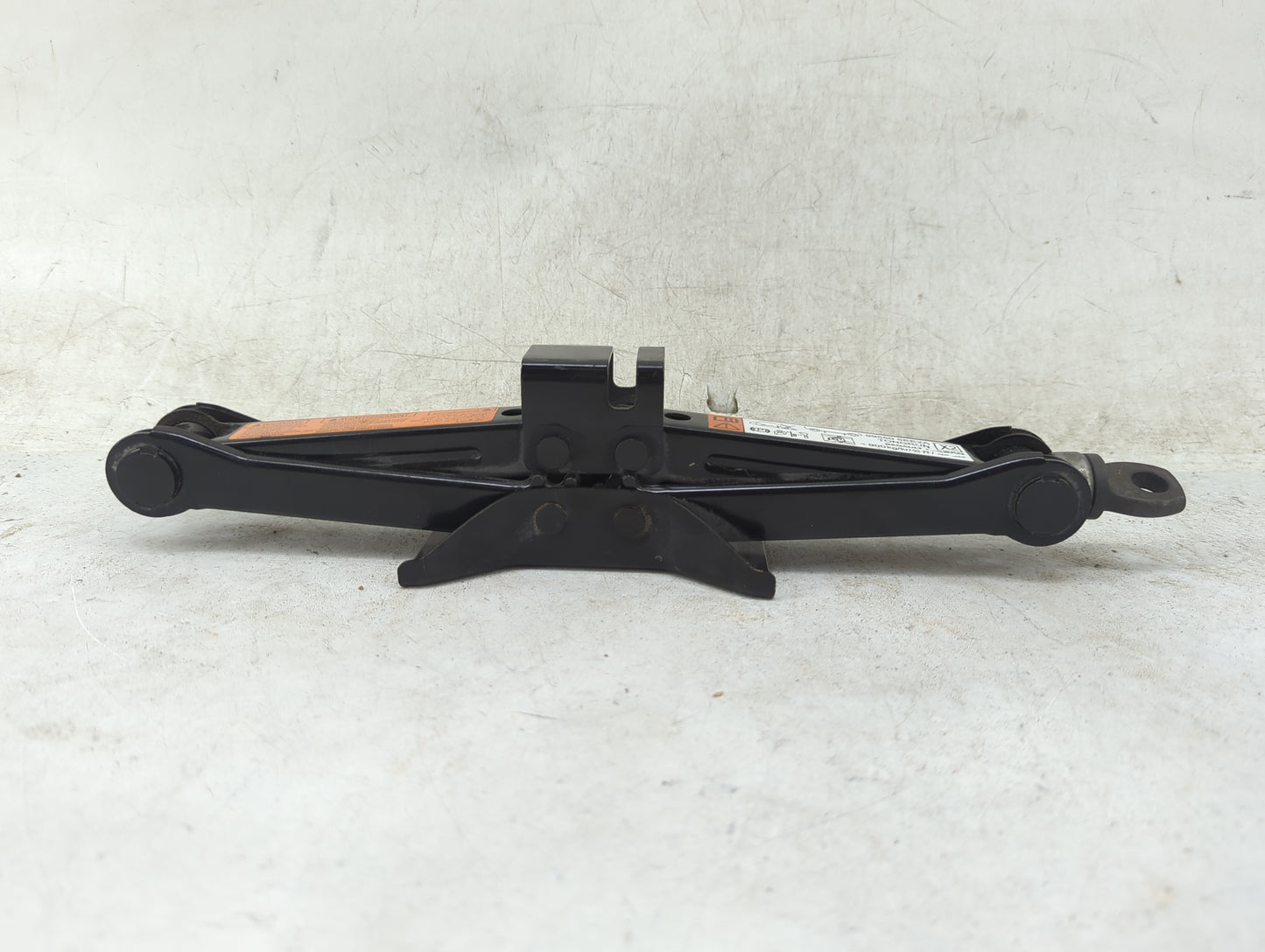 2024 Nissan Versa Spare Scissor Car Jack Black - Oemusedautoparts1.com