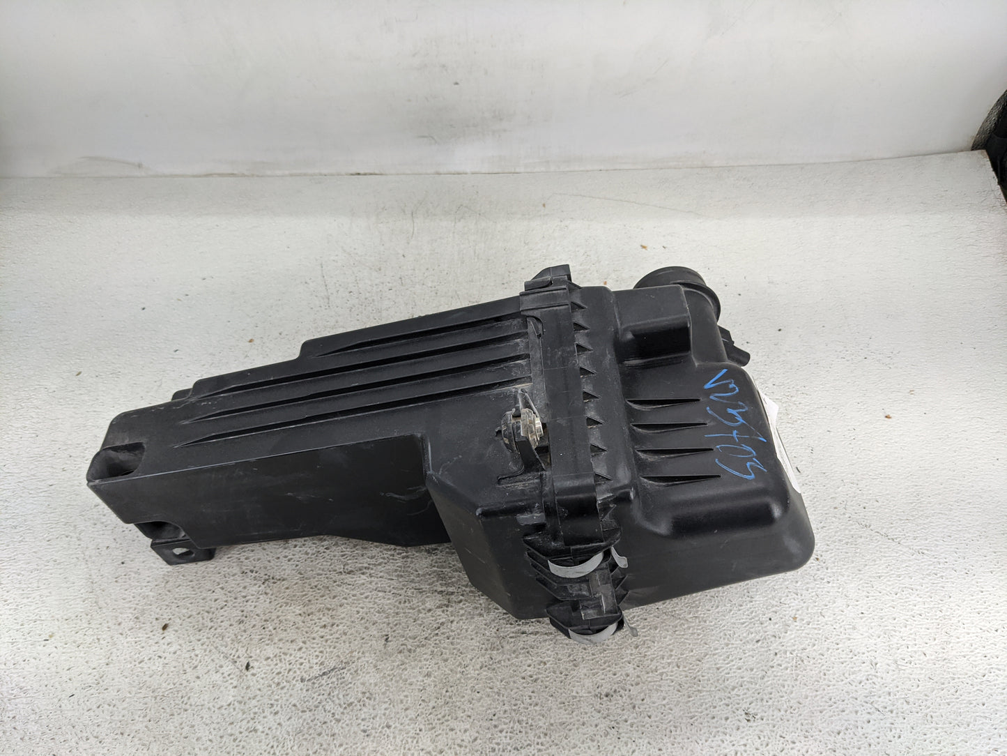 2020-2022 Nissan Versa Air Cleaner Intake-duct Hose Tube 1463304 - Oemusedautoparts1.com