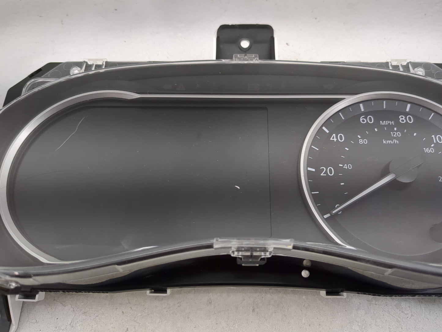 2024 Nissan Versa Instrument Cluster Speedometer Gauges P/N:24810 6EM5B NM-0012-227 Miles: Fits OEM Used Auto Parts - Oemuse