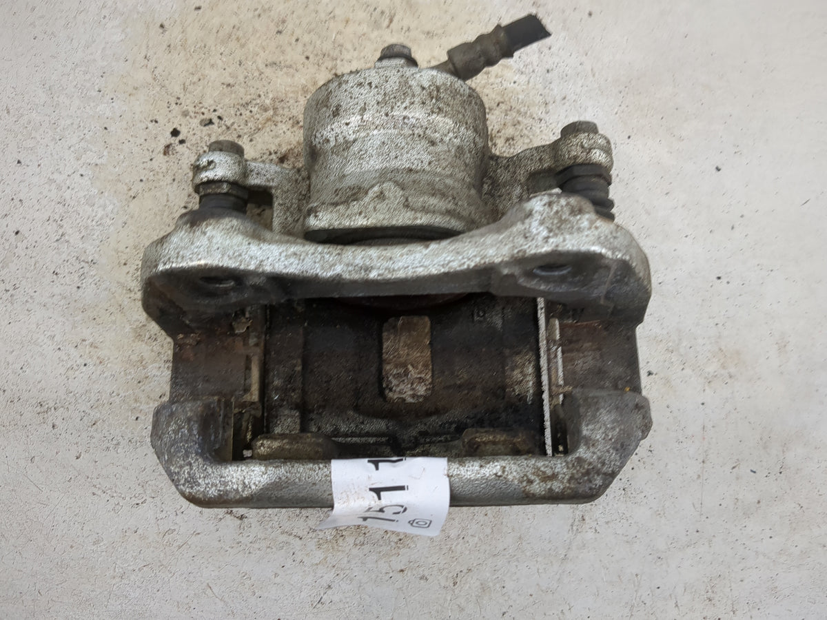 2020-2022 Nissan Versa Front Passenger Right Brake Caliper 1511847 - Oemusedautoparts1.com