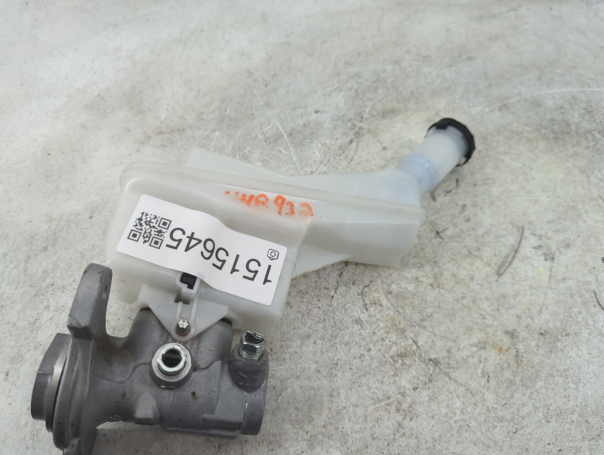 2020-2022 Nissan Versa Brake Master Cylinder 1515645 - Oemusedautoparts1.com