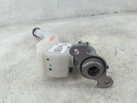 2020-2022 Nissan Versa Brake Master Cylinder 1515645 - Oemusedautoparts1.com