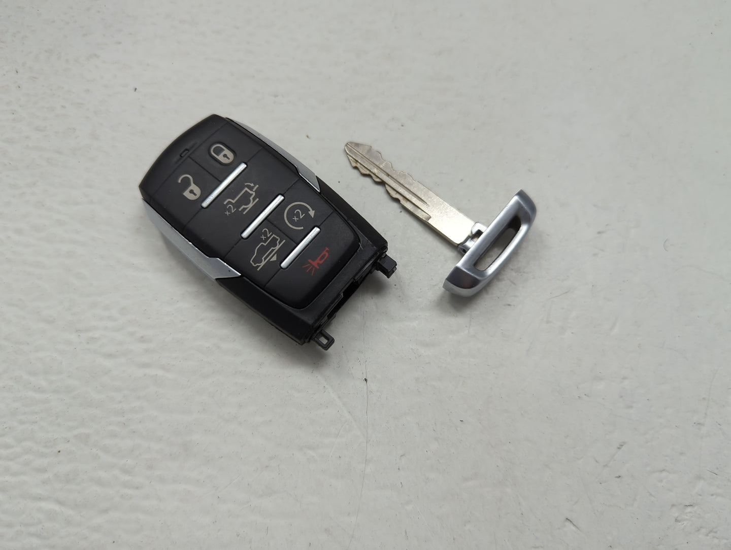 Ram 1500 Keyless Entry Remote Fob OHT4882056 68442910 AA-AC 6 buttons - Oemusedautoparts1.com