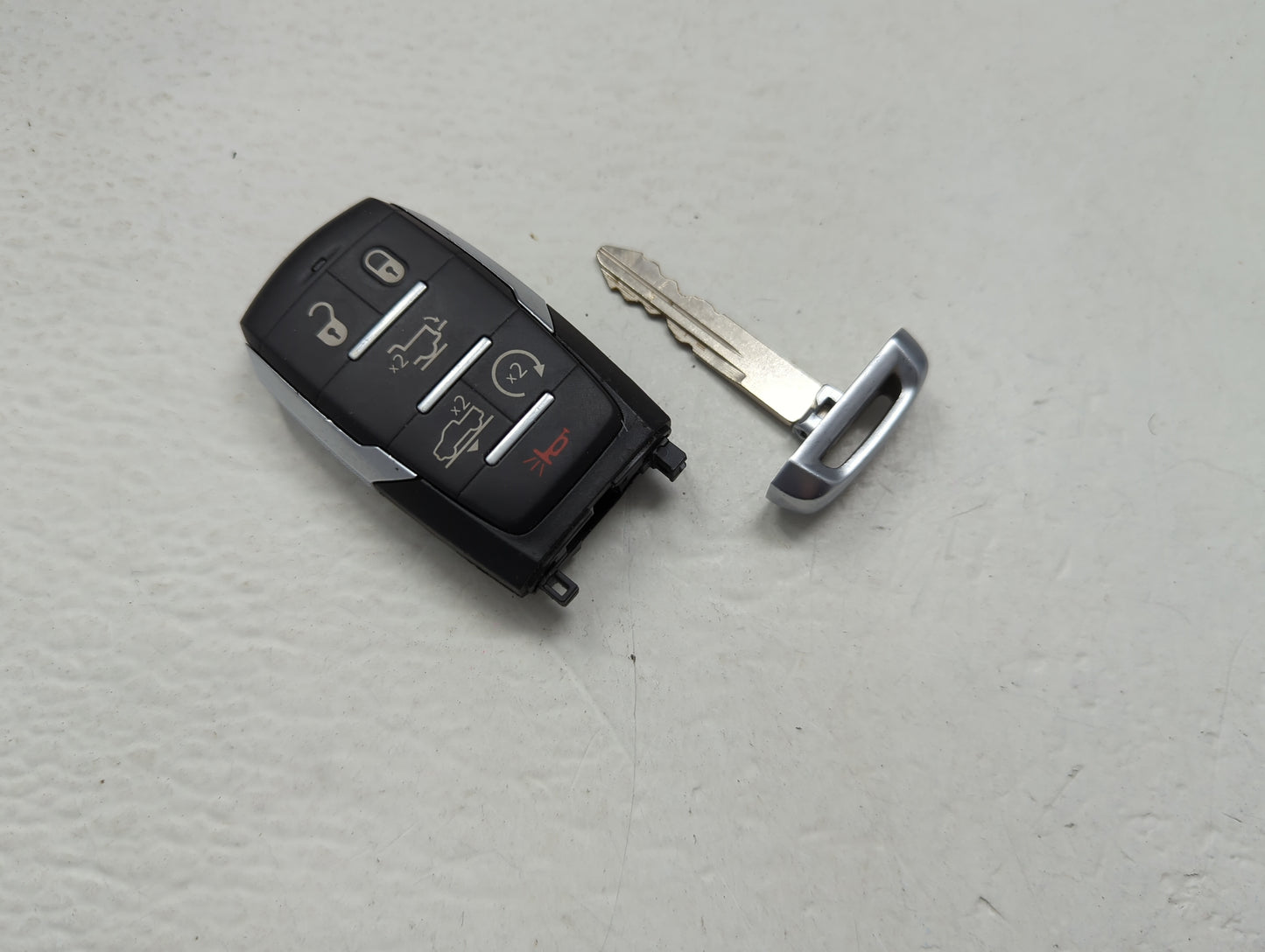 Ram 1500 Keyless Entry Remote Fob OHT4882056 68442910 AA-AC 6 buttons - Oemusedautoparts1.com