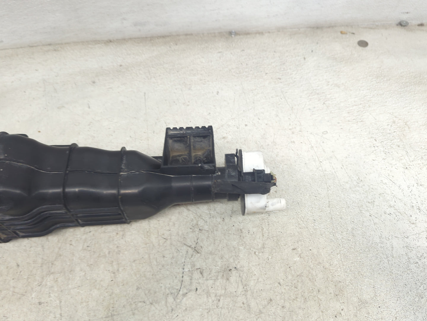 2024 Ram 1500 Fuel Vapor Charcoal Canister - Oemusedautoparts1.com