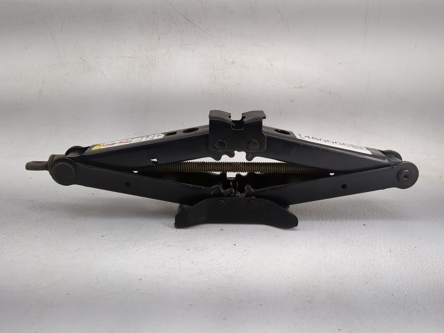 2024 Ram 1500 Spare Scissor Car Jack Black - Oemusedautoparts1.com