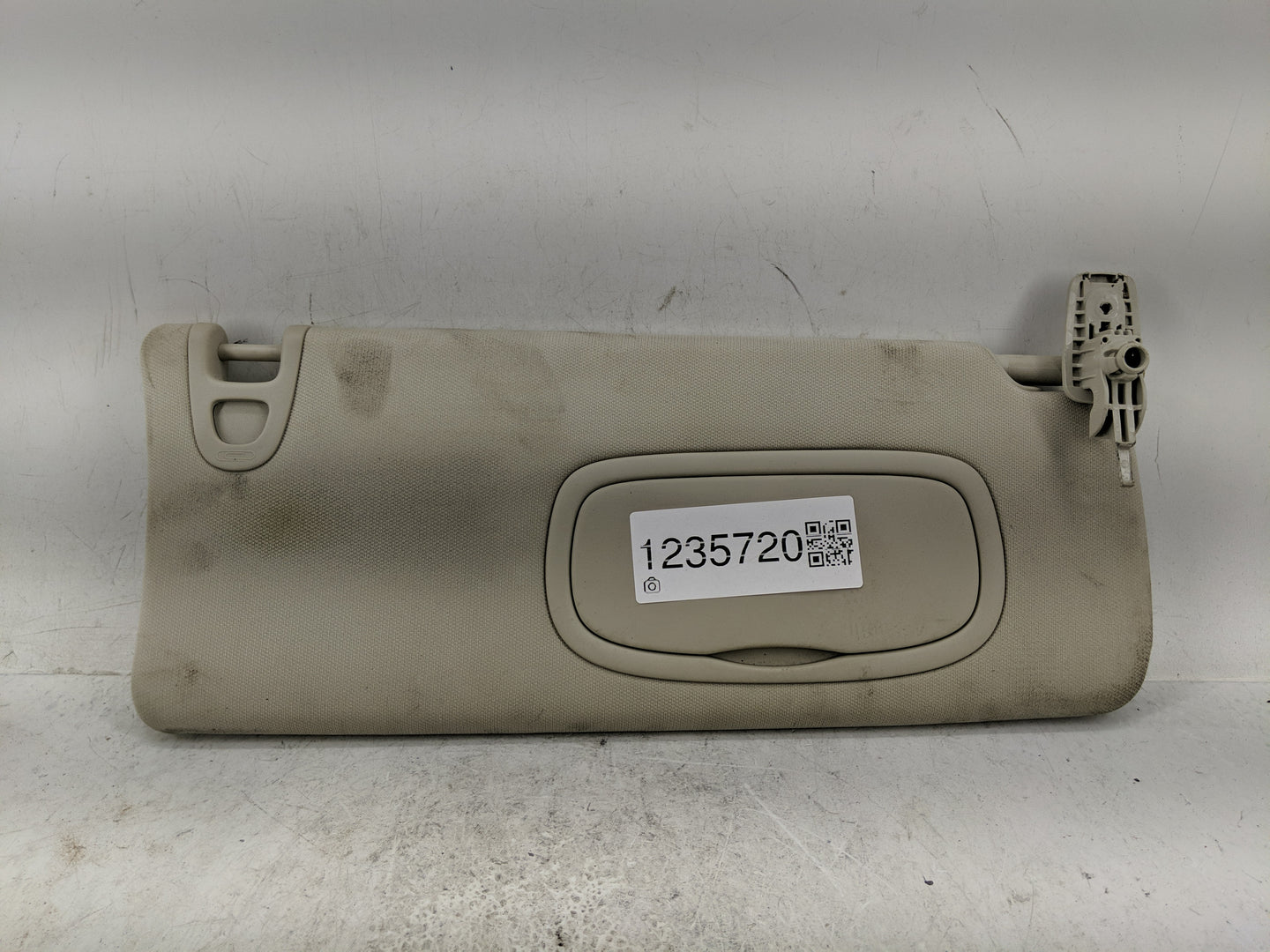 2019-2022 Ram 2500 Sun Visor Shade Replacement Passenger Right Mirror Fits Fits 2019 2020 2021 2022 OEM Used Auto Parts - Oe