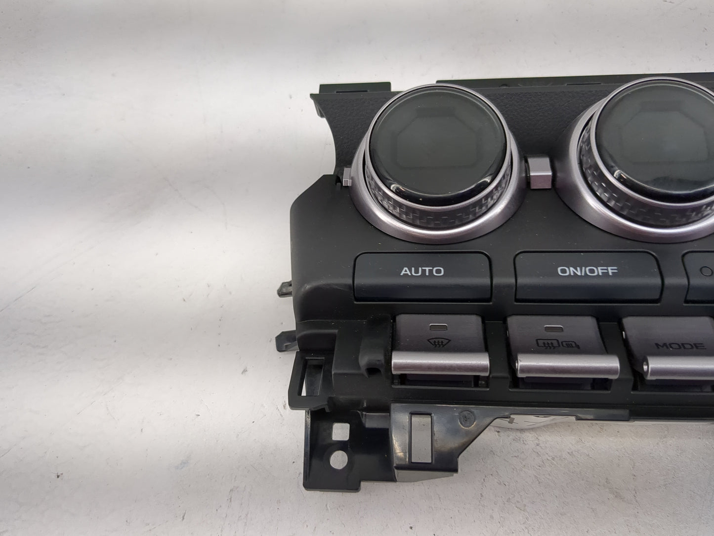 2024 Subaru Brz Climate Control Module Temperature AC/Heater Replacement P/N:72311CC030 237000-9262 Fits OEM Used Auto Parts