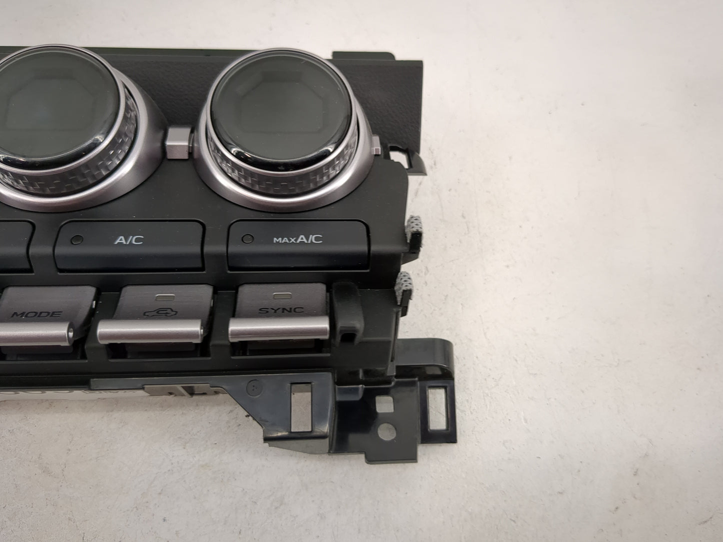 2024 Subaru Brz Climate Control Module Temperature AC/Heater Replacement P/N:72311CC030 237000-9262 Fits OEM Used Auto Parts