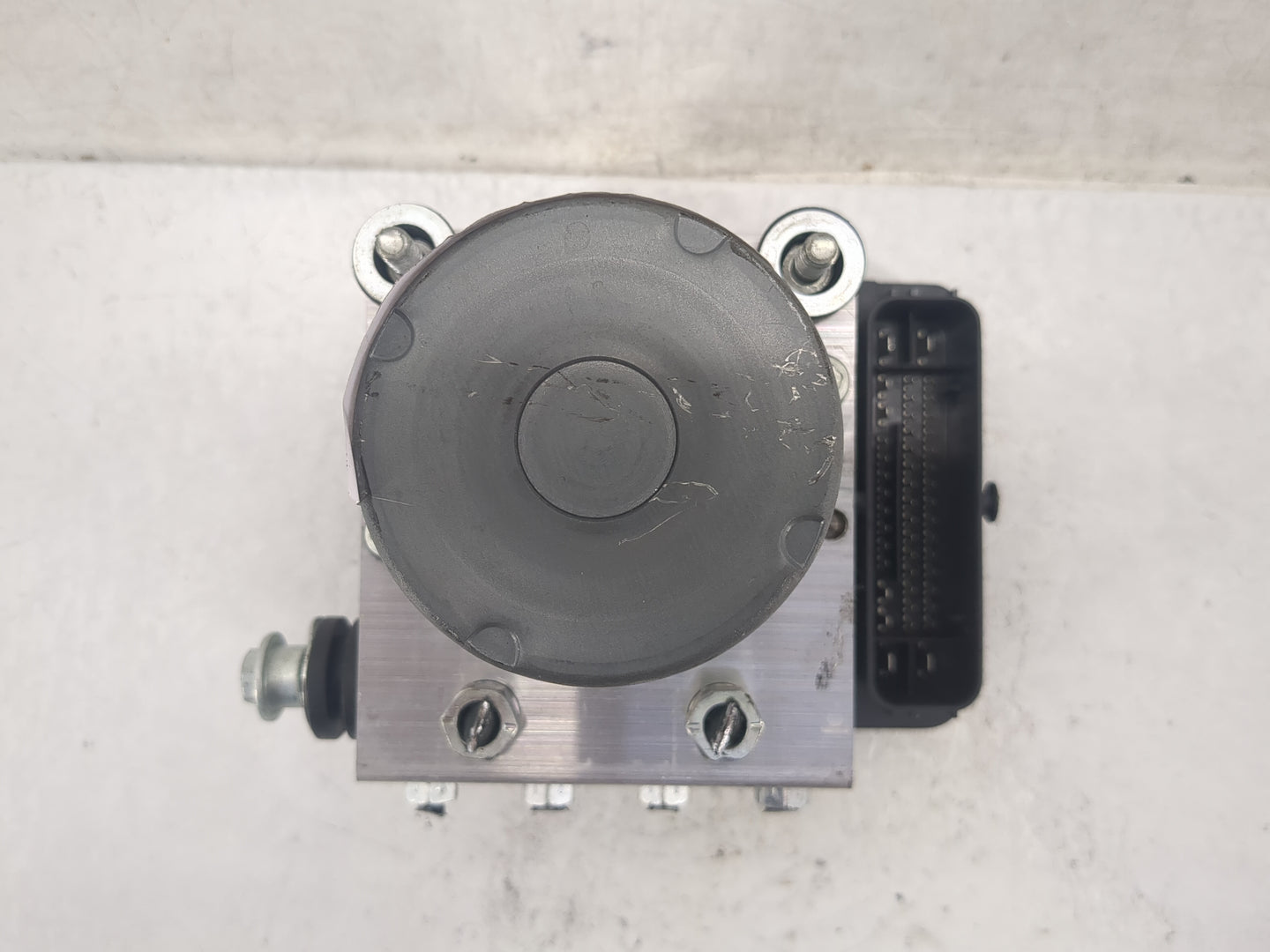 2024 Subaru Crosstrek ABS Pump Control Module Replacement P/N:0265957262 970 492 Fits OEM Used Auto Parts - Oemusedautoparts