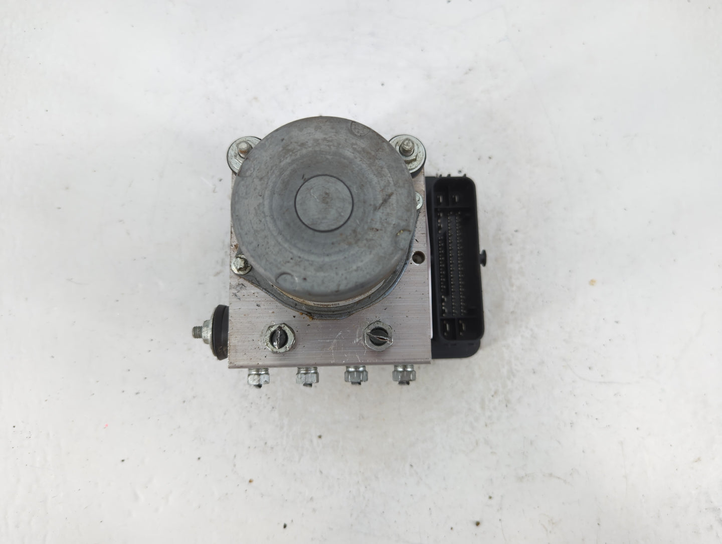 2024 Subaru Xv ABS Pump Control Module Replacement P/N:27536FN001 Fits OEM Used Auto Parts - Oemusedautoparts1.com