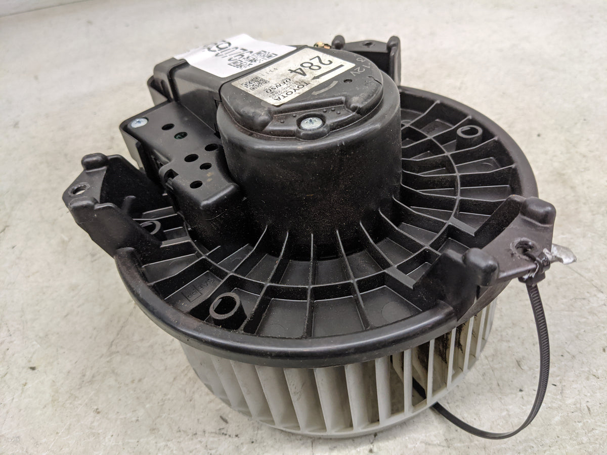 2024 Toyota 4 Runner Heater AC Blower Motor P/N:8710360400 1163602940 Fits OEM Used Auto Parts - Oemusedautoparts1.com