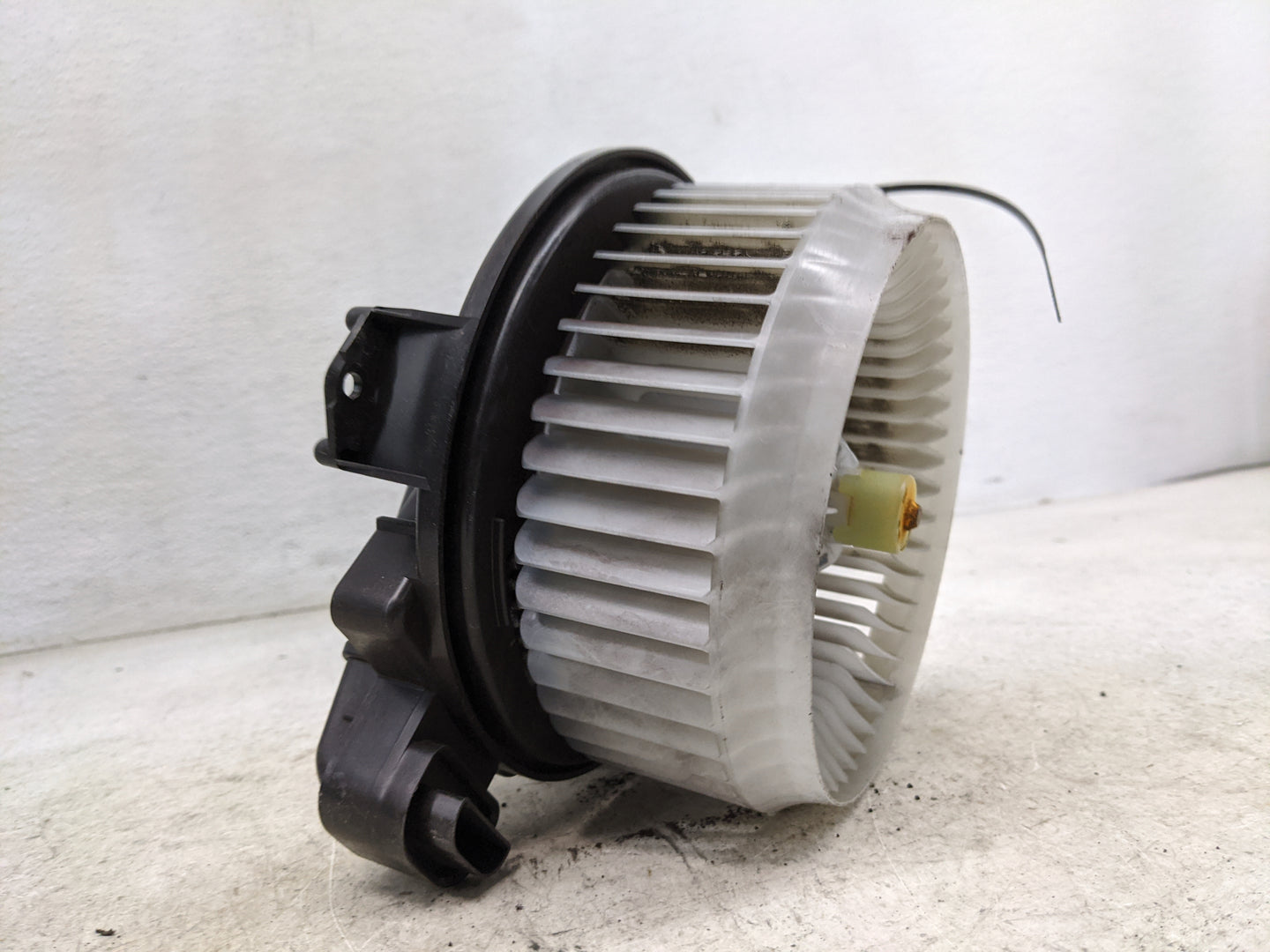 2024 Toyota 4 Runner Heater AC Blower Motor P/N:8710360400 1163602940 Fits OEM Used Auto Parts - Oemusedautoparts1.com