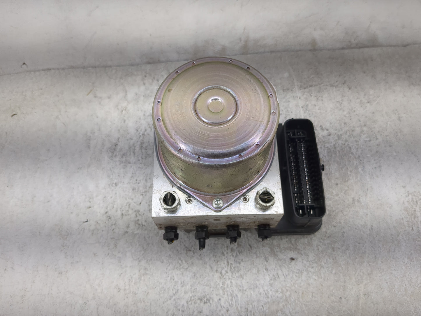 2024 Toyota Bz4x ABS Pump Control Module Replacement P/N:44540-42600 89541-42B00, 116040-45980, 18B45070 Fits OEM Used Auto 