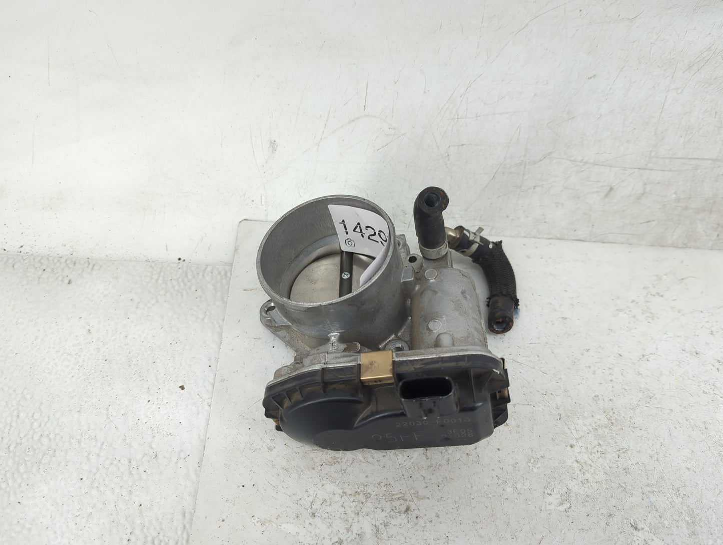 2018-2022 Toyota Camry Throttle Body P/N:22030-F0010 Fits Fits 2018 2019 2020 2021 2022 OEM Used Auto Parts - Oemusedautopar