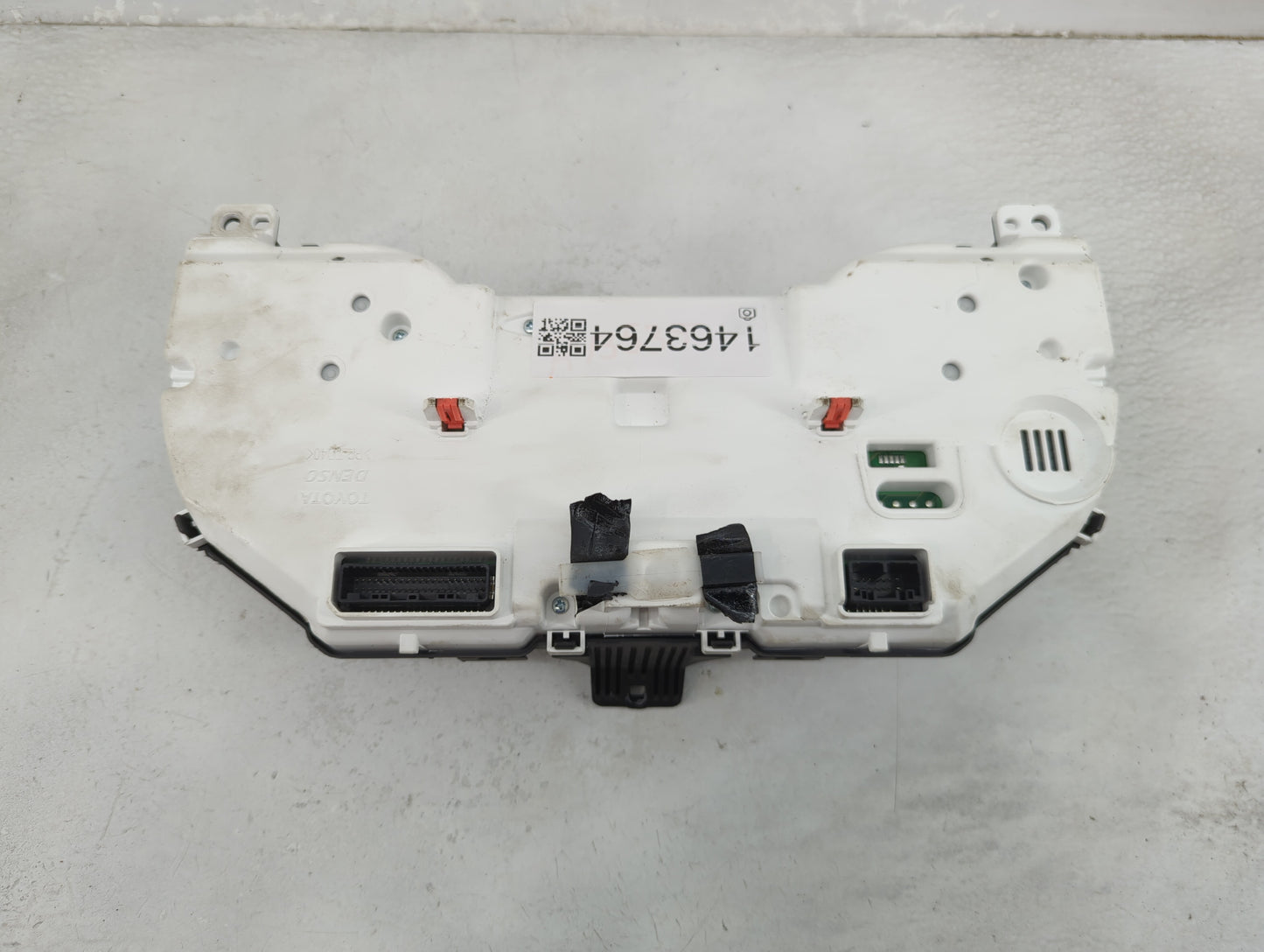 2019-2022 Toyota Camry Instrument Cluster Speedometer Gauges P/N:83800-0XD24-00 TN257650-3890 Miles:48K Fits OEM Used Auto P