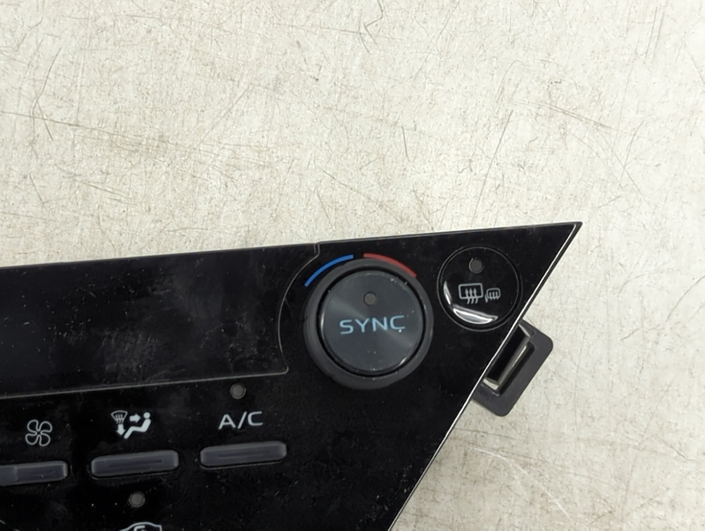 2018-2022 Toyota Camry Climate Control Module Temperature AC/Heater Replacement P/N:55900-06730-B A2C11012806 Fits OEM Used 