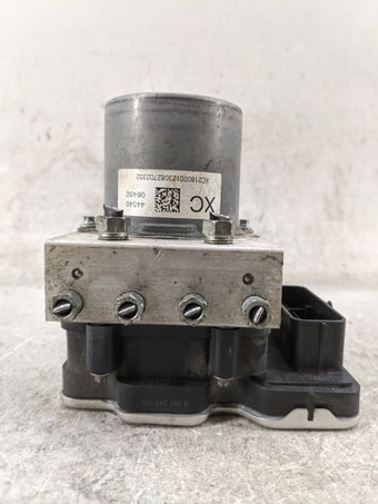 compare product 2021-2022 Toyota Camry Anti-Lock Brake ABS Pump Module Actuator OEM P/N:0265957017 2010787, 0265293336 Fits Fits 2021 2022 OEM Used Auto Parts