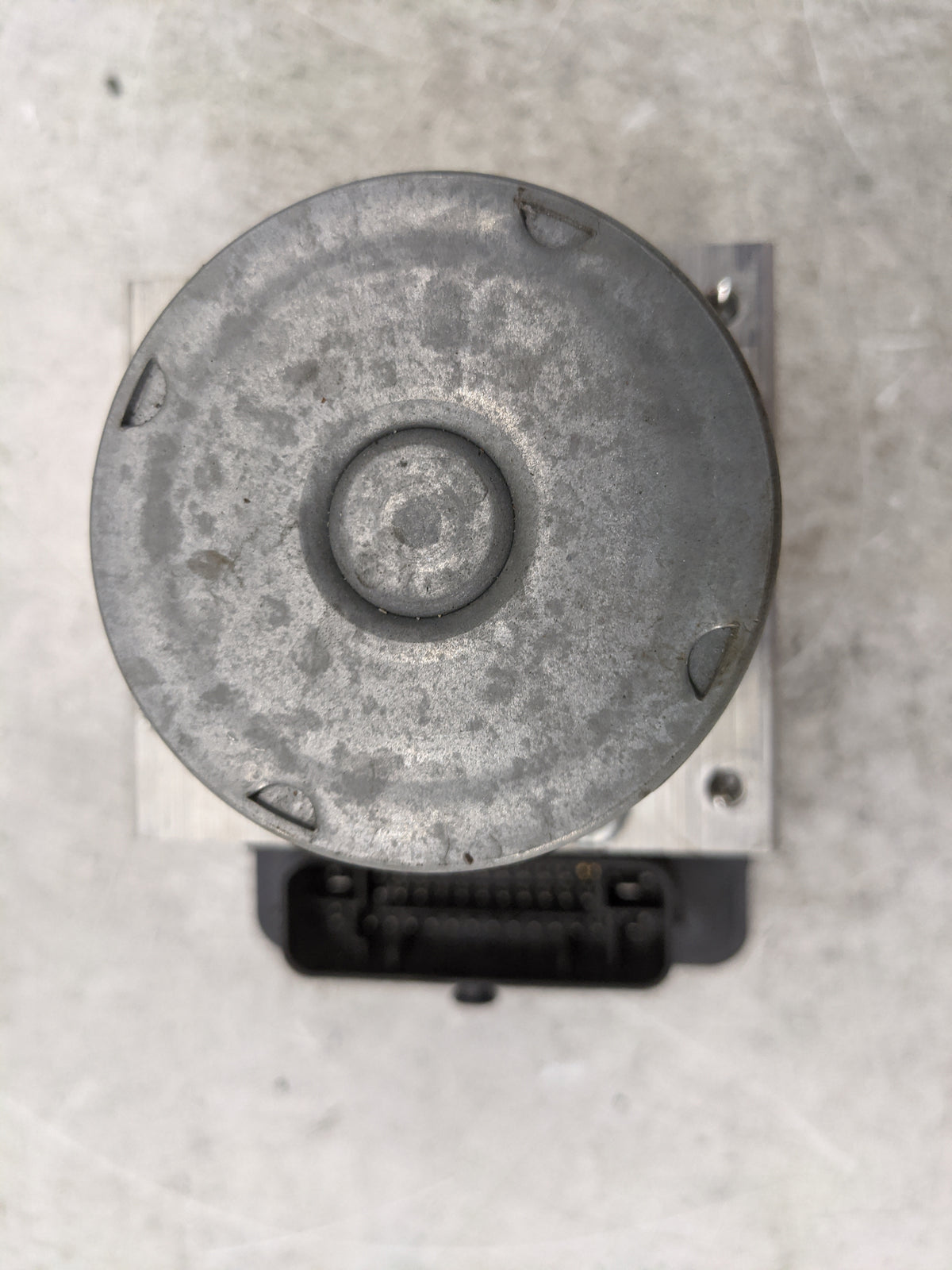 2021-2022 Toyota Camry Anti-Lock Brake ABS Pump Module Actuator OEM P/N:0265957017 2010787, 0265293336 Fits Fits 2021 2022 O