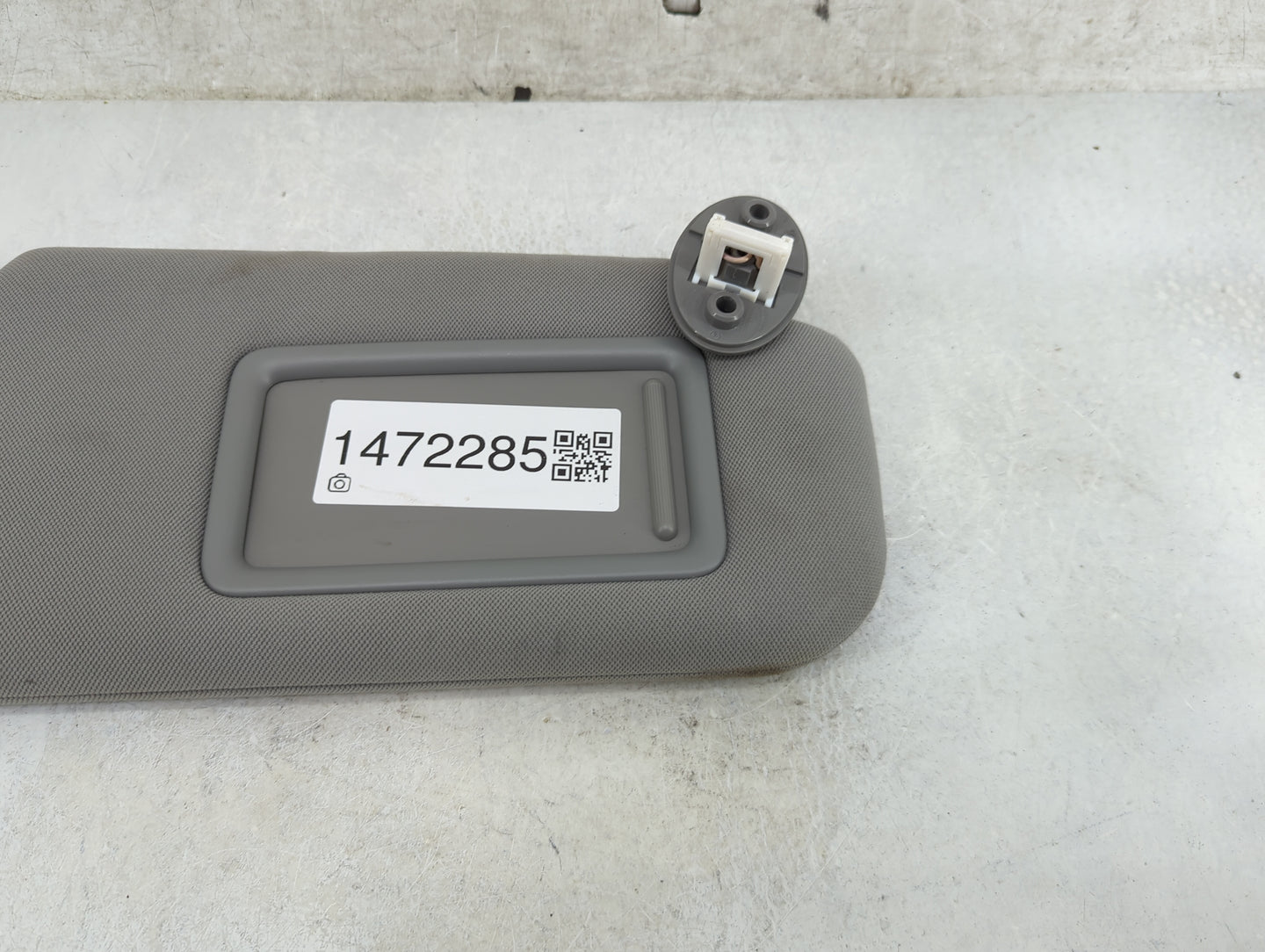 2018-2022 Toyota Camry Sun Visor Shade Replacement Passenger Right Mirror Fits Fits 2018 2019 2020 2021 2022 OEM Used Auto P