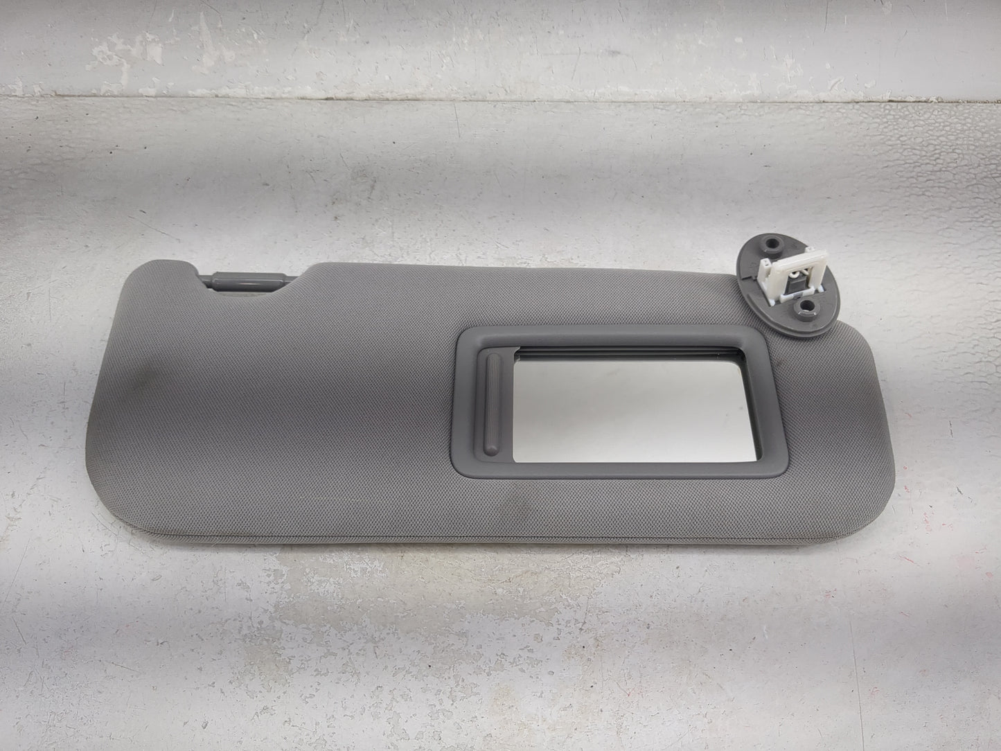 2018-2022 Toyota Camry Sun Visor Shade Replacement Passenger Right Mirror Fits Fits 2018 2019 2020 2021 2022 OEM Used Auto P