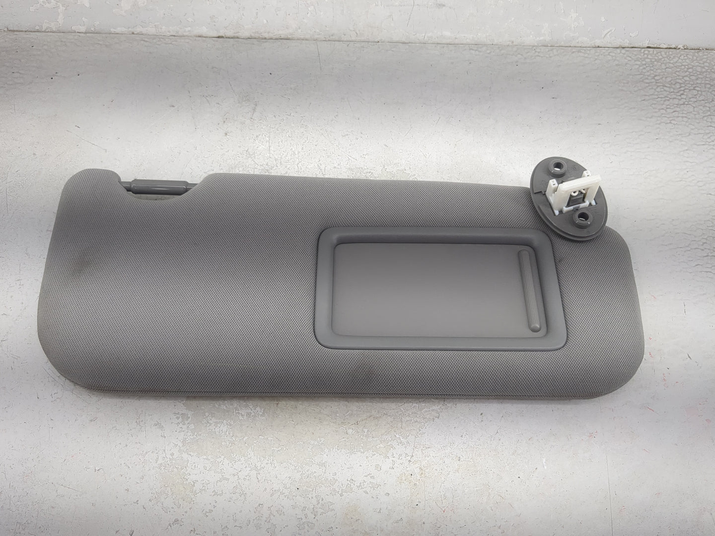 2018-2022 Toyota Camry Sun Visor Shade Replacement Passenger Right Mirror Fits Fits 2018 2019 2020 2021 2022 OEM Used Auto P