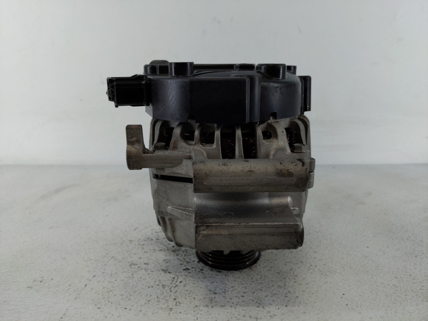 2020-2022 Toyota Corolla Alternator Replacement Generator Charging Assembly Engine OEM P/N:27060-F2230 Fits OEM Used Auto Pa