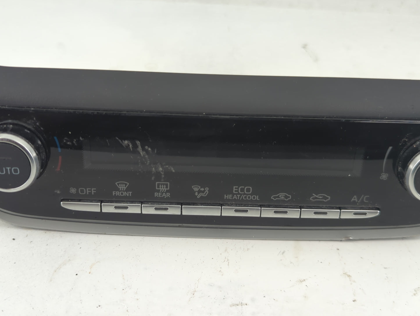 2024 Toyota Corolla Climate Control Module Temperature AC/Heater Replacement P/N:55900-02M00 Fits OEM Used Auto Parts - Oemu