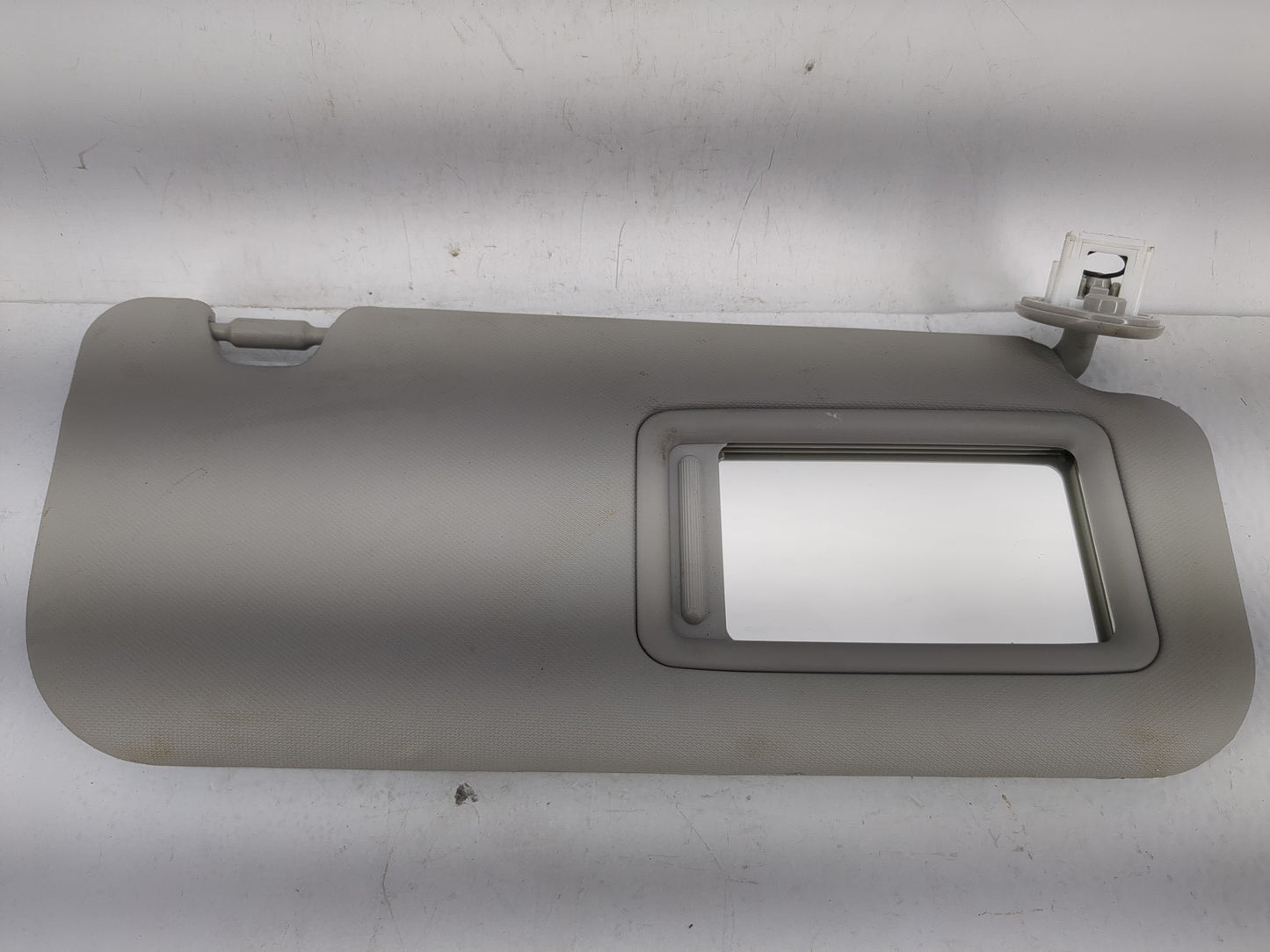 2022 Toyota Corolla Sun Visor Shade Replacement Passenger Right Mirror Fits OEM Used Auto Parts - Oemusedautoparts1.com