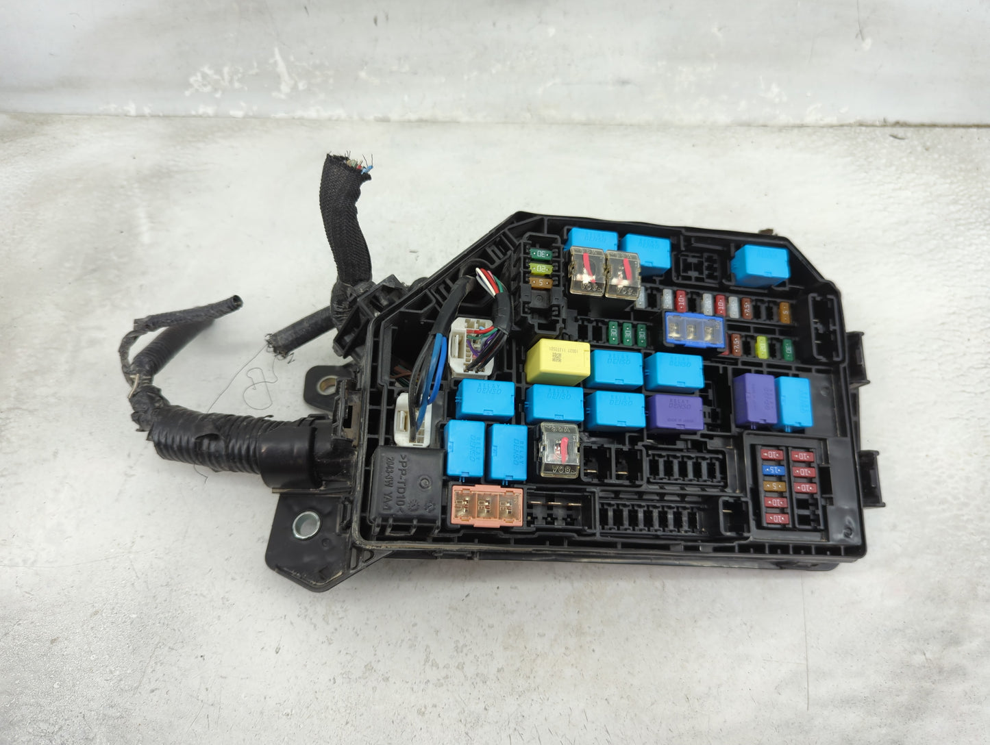 2019-2022 Toyota Corolla Fusebox Fuse Box Panel Relay Module P/N:82662-02K60 Fits Fits 2019 2020 2021 2022 OEM Used Auto Par