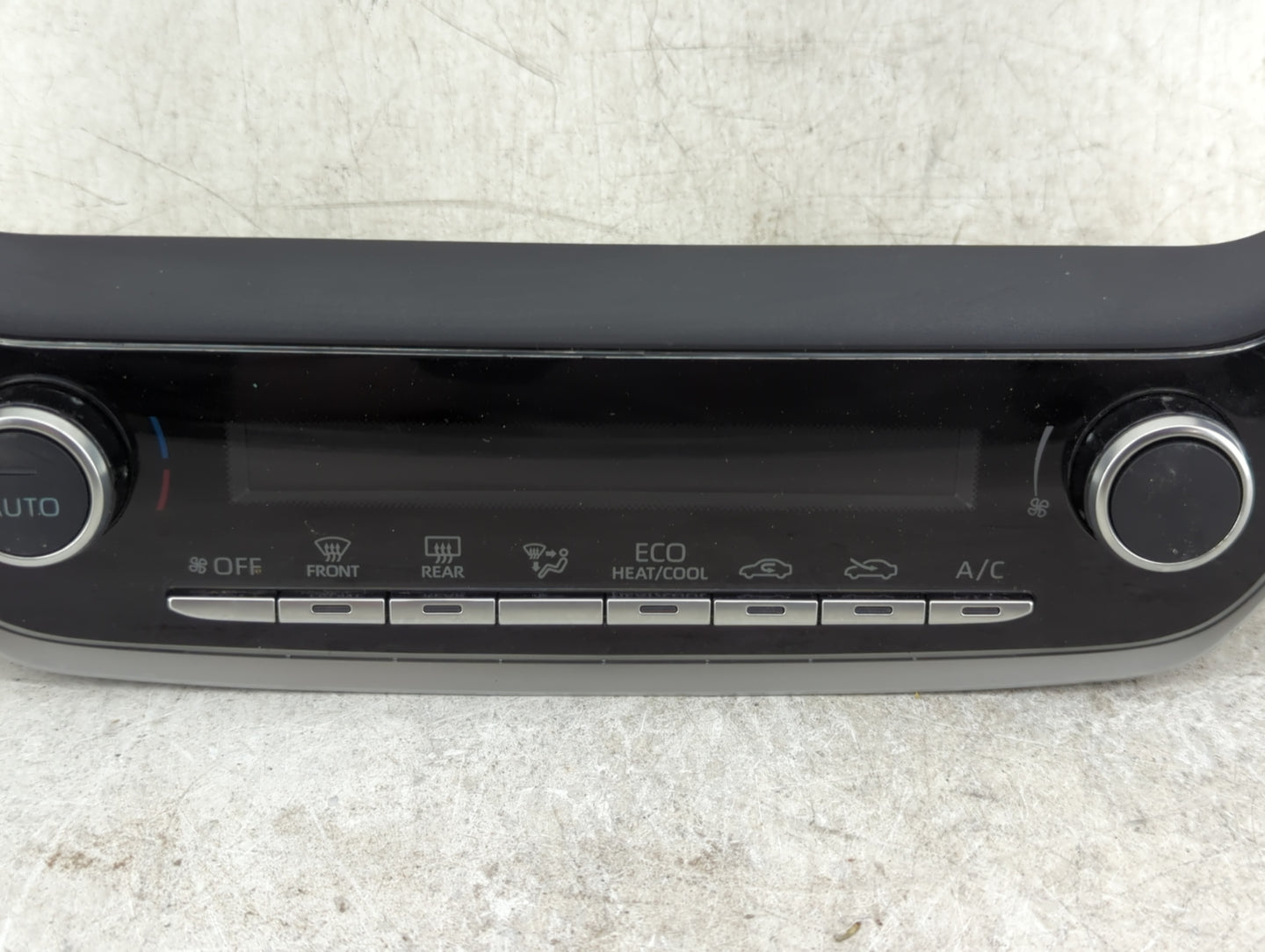 2024 Toyota Corolla Climate Control Module Temperature AC/Heater Replacement P/N:55900-02M00 Fits OEM Used Auto Parts - Oemu