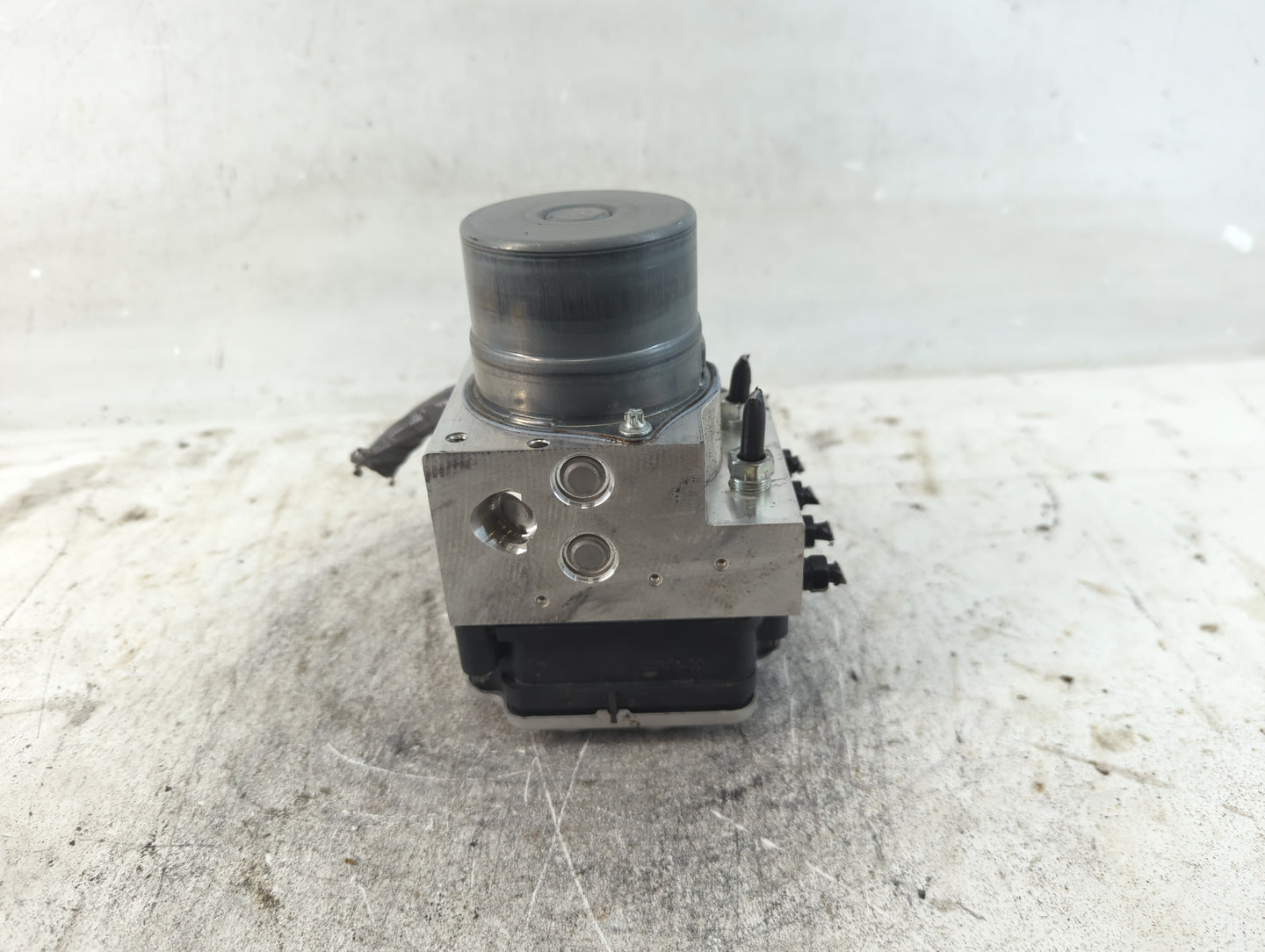 2024 Toyota Corolla ABS Pump Control Module Replacement P/N:44540-12C81 Fits OEM Used Auto Parts - Oemusedautoparts1.com