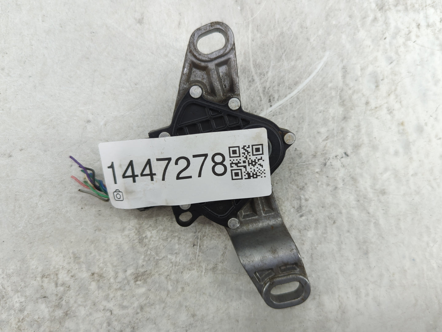 2024 Toyota Corolla Cro Undefined - Oemusedautoparts1.com