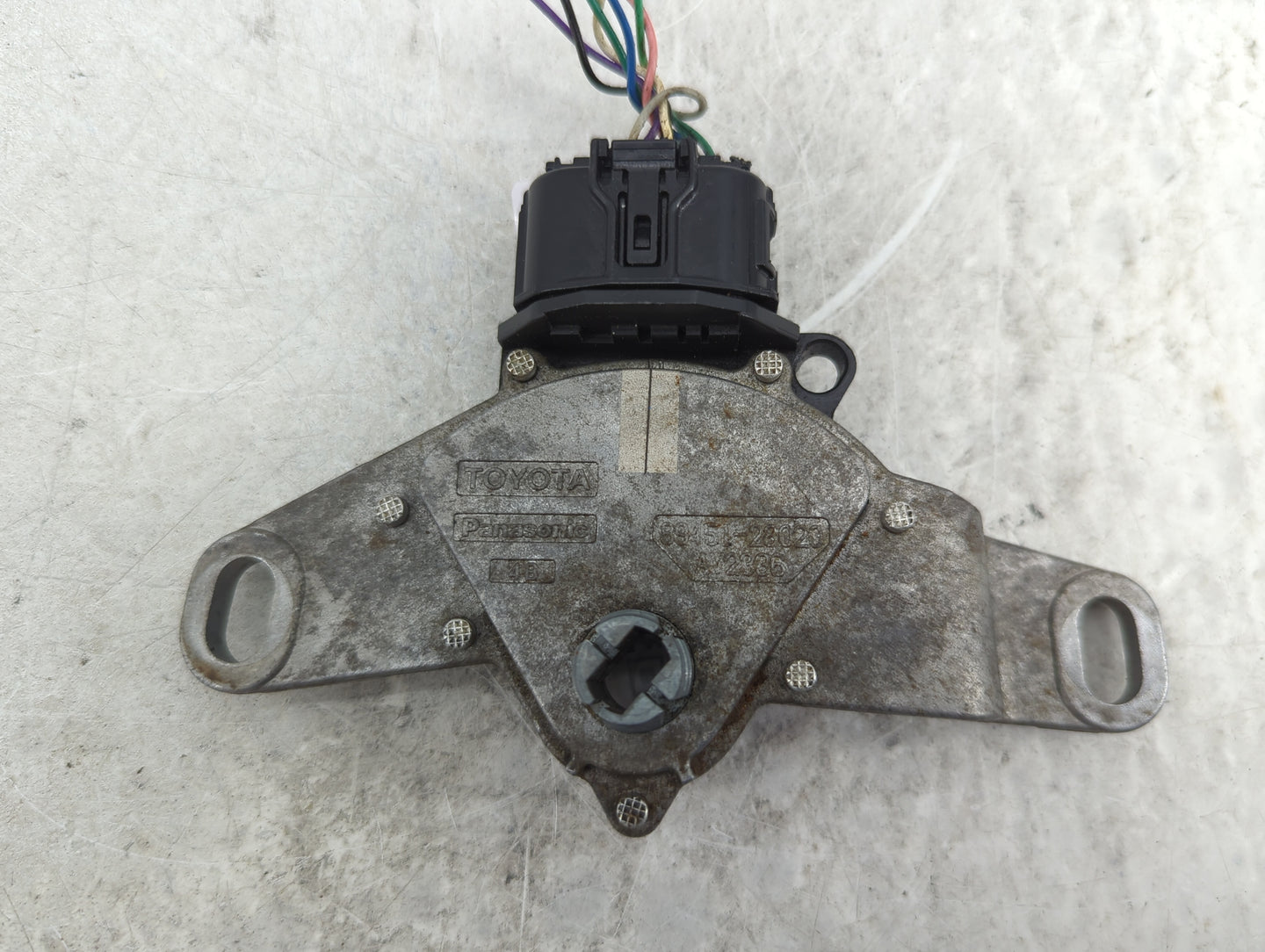 2024 Toyota Corolla Cro Undefined - Oemusedautoparts1.com