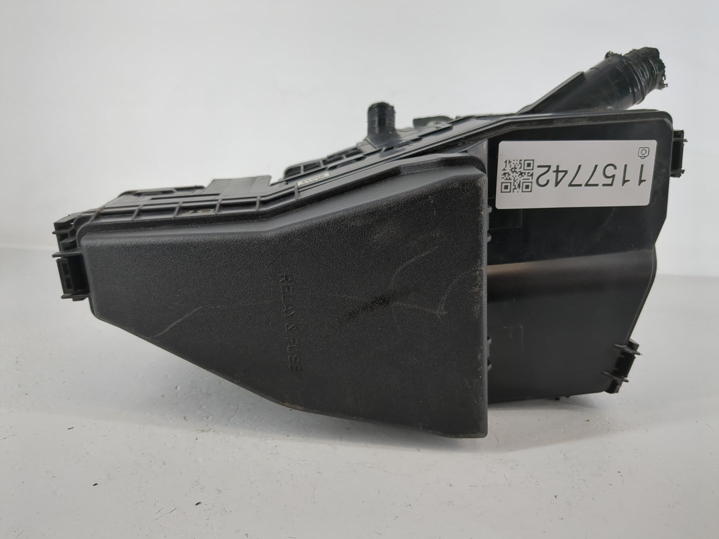 2020-2022 Toyota Highlander Fusebox Fuse Box Panel Relay Module P/N:82662-0E Fits Fits 2020 2021 2022 OEM Used Auto Parts - 