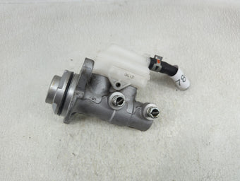 compare product 2020-2022 Toyota Highlander Brake Master Cylinder