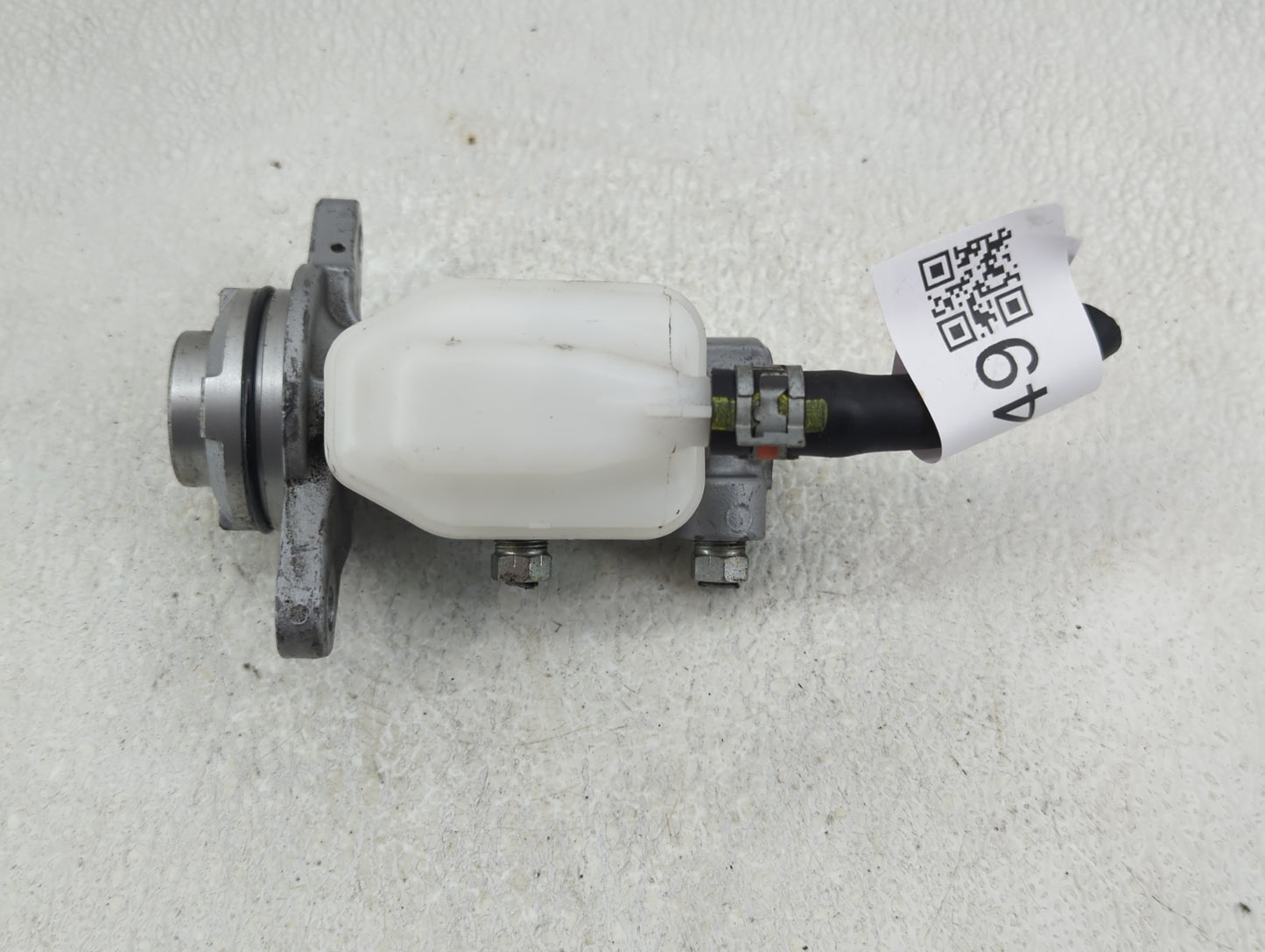 2020-2022 Toyota Highlander Brake Master Cylinder - Oemusedautoparts1.com