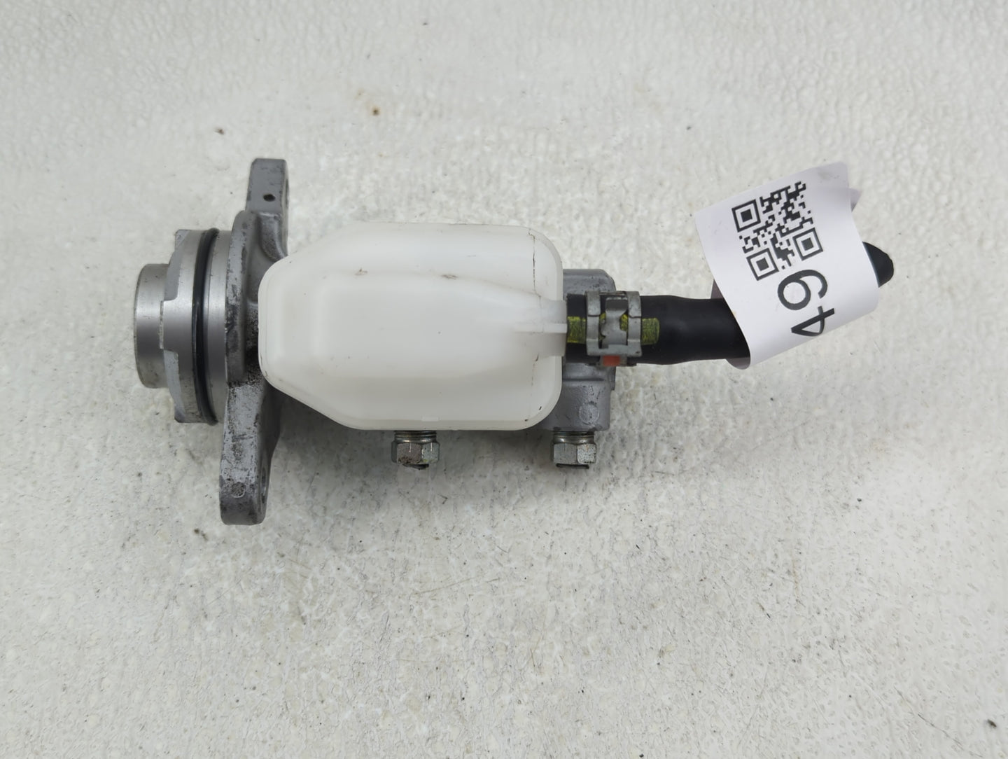 2020-2022 Toyota Highlander Brake Master Cylinder - Oemusedautoparts1.com