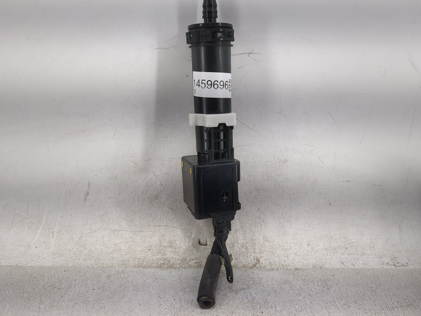 2024 Toyota Highlander Fuel Vapor Charcoal Canister - Oemusedautoparts1.com