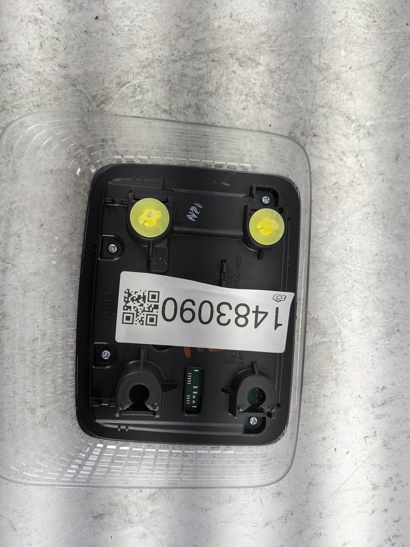 2024 Toyota Prius Overhead Roof Console - Oemusedautoparts1.com