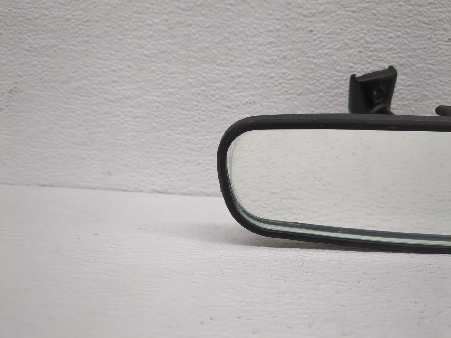 2024 Toyota Rav4 Interior Rear View Mirror Replacement OEM P/N:E11025617 E11015617, E11045617 Fits OEM Used Auto Parts - Oem