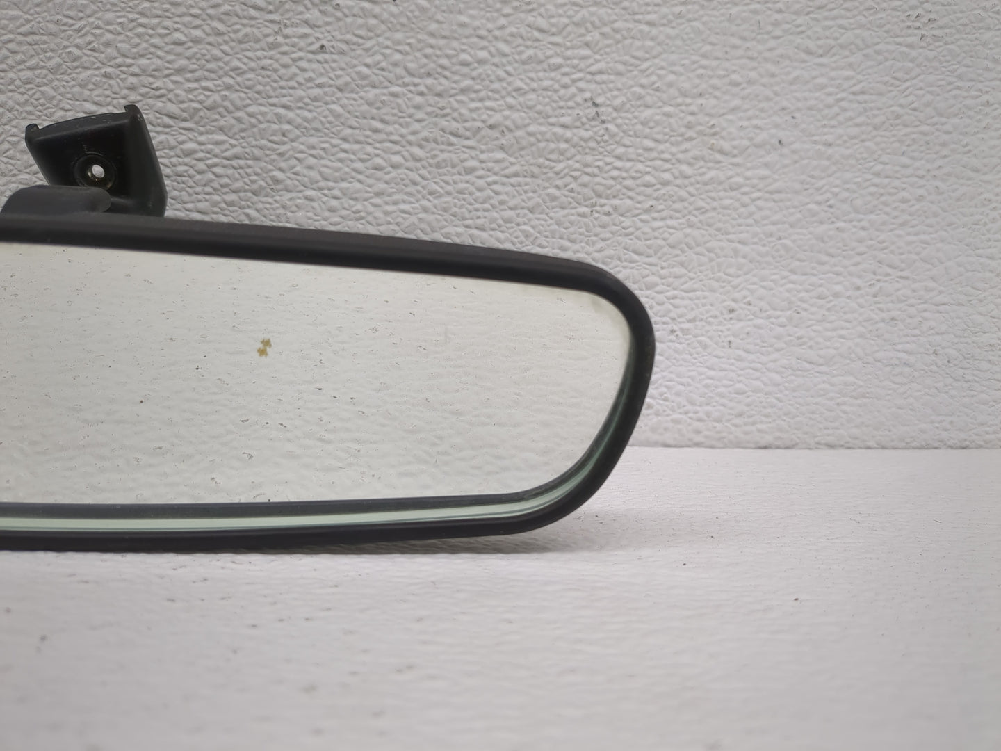 2024 Toyota Rav4 Interior Rear View Mirror Replacement OEM P/N:E11025617 E11015617, E11045617 Fits OEM Used Auto Parts - Oem