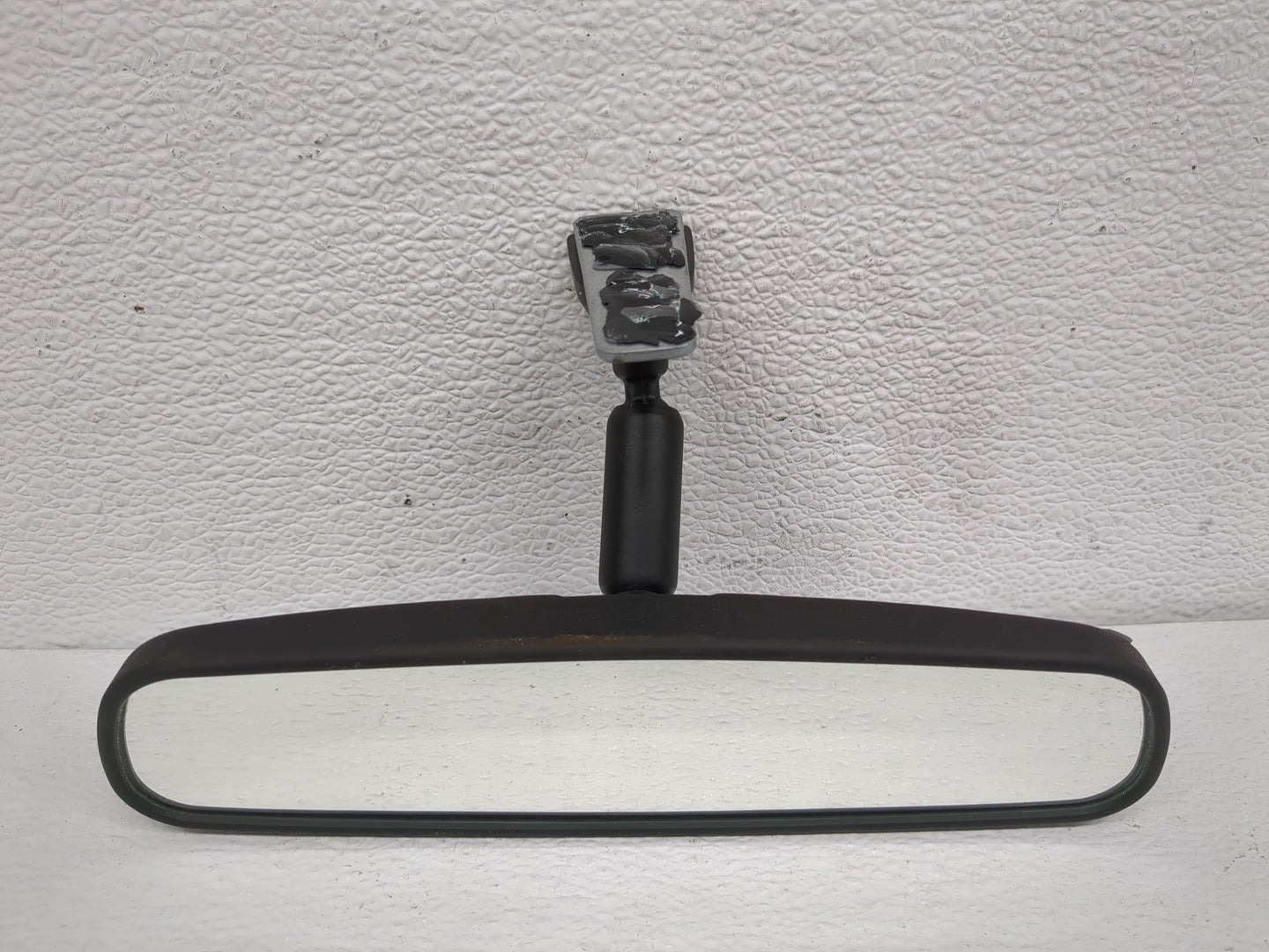 2016-2022 Toyota Rav4 Interior Rear View Mirror Replacement OEM P/N:E11025617 E11015617 Fits OEM Used Auto Parts - Oemusedau