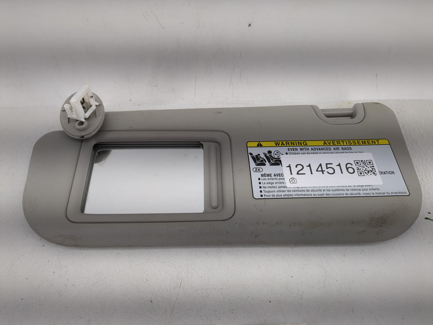 2019-2022 Toyota Rav4 Sun Visor Shade Replacement Driver Left Mirror Fits Fits 2019 2020 2021 2022 OEM Used Auto Parts - Oem