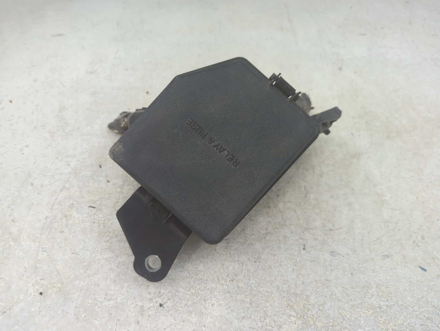2019-2022 Toyota Rav4 Fusebox Fuse Box Panel Relay Module P/N:82662-0R260 Fits Fits 2019 2020 2021 2022 OEM Used Auto Parts 