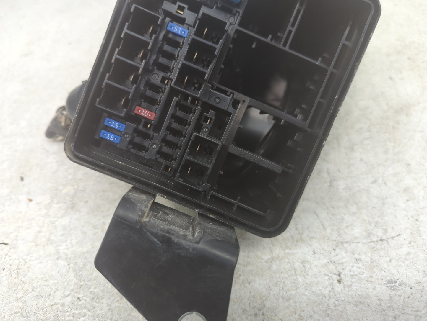 2019-2022 Toyota Rav4 Fusebox Fuse Box Panel Relay Module P/N:82662-0R260 Fits Fits 2019 2020 2021 2022 OEM Used Auto Parts 