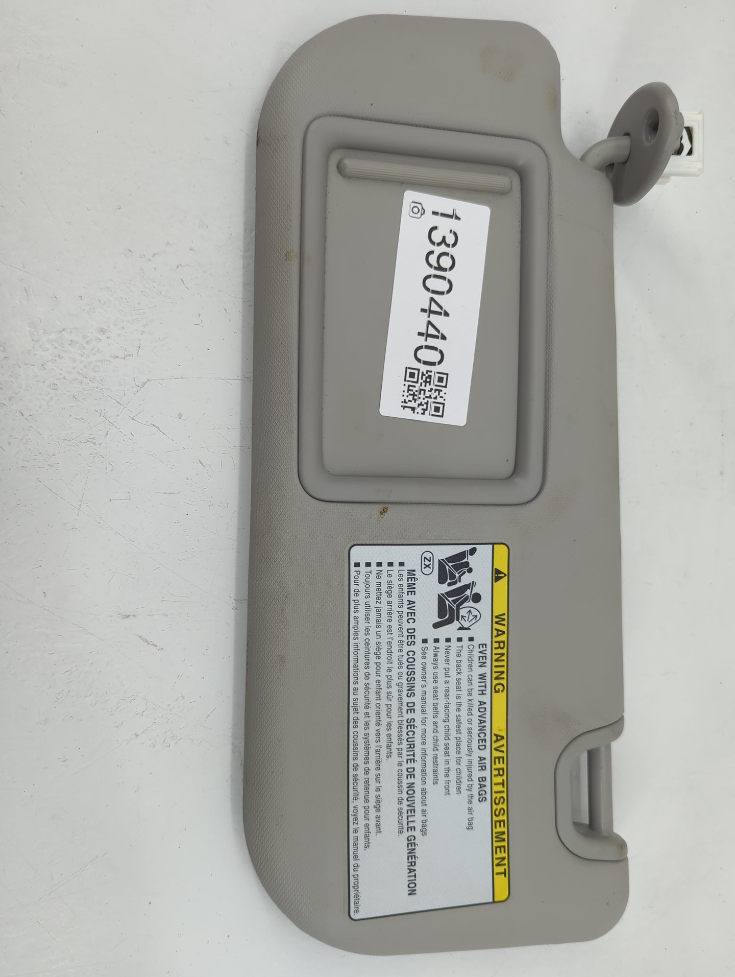 2019-2022 Toyota Rav4 Sun Visor Shade Replacement Driver Left Mirror Fits Fits 2019 2020 2021 2022 OEM Used Auto Parts - Oem