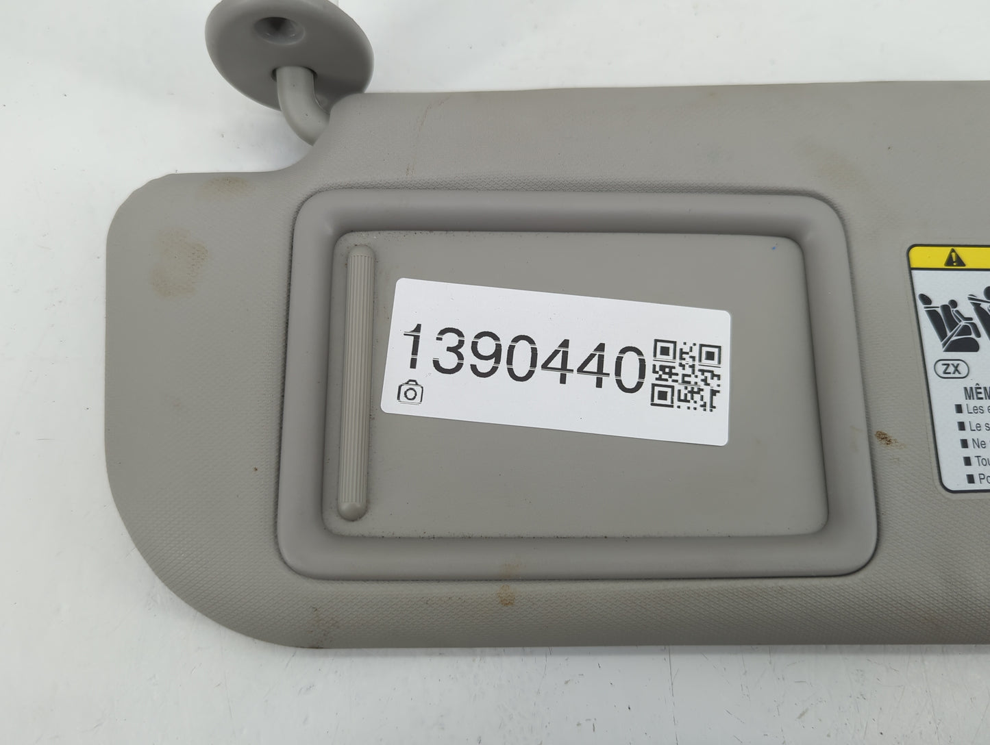 2019-2022 Toyota Rav4 Sun Visor Shade Replacement Driver Left Mirror Fits Fits 2019 2020 2021 2022 OEM Used Auto Parts - Oem